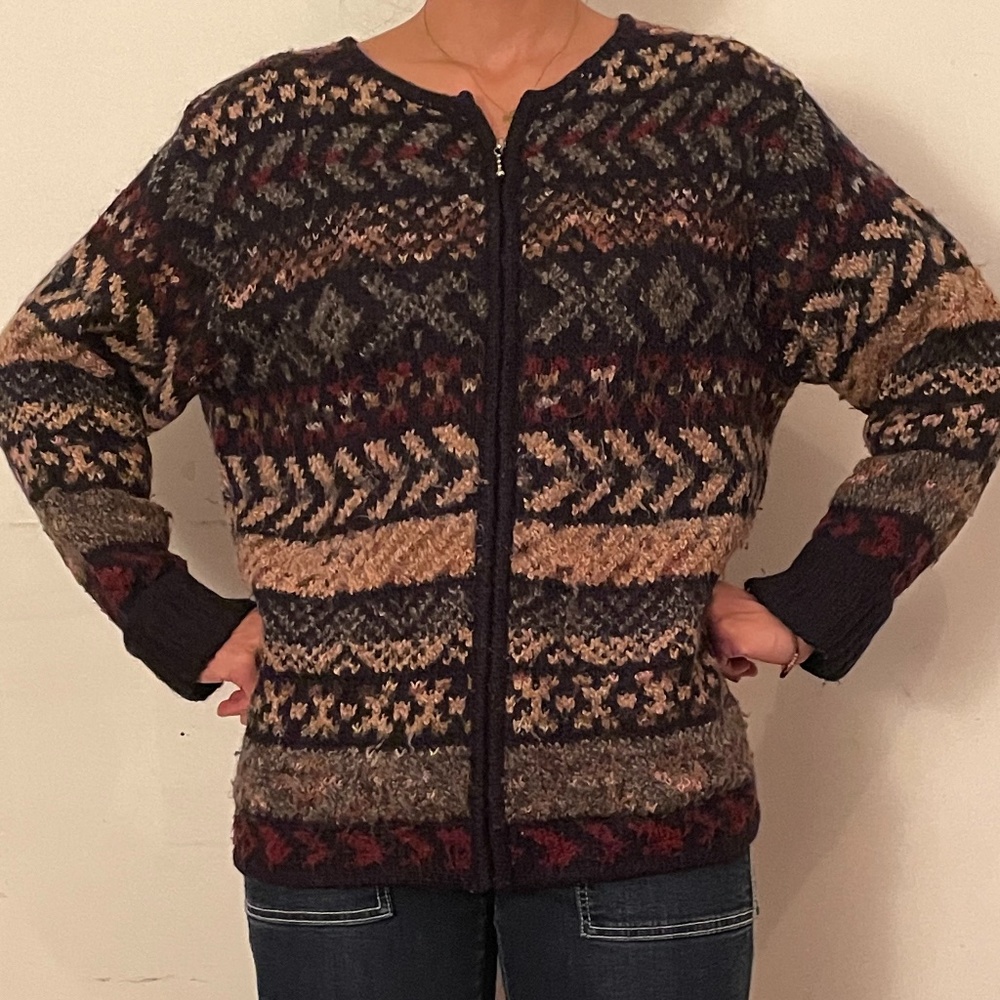 Dress barn - patterned zip up sweater